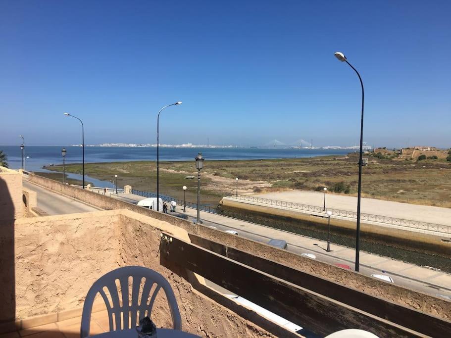 Moderno Apartamento En Bahia Sur سان فرناندو المظهر الخارجي الصورة