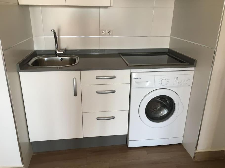 Moderno Apartamento En Bahia Sur سان فرناندو المظهر الخارجي الصورة